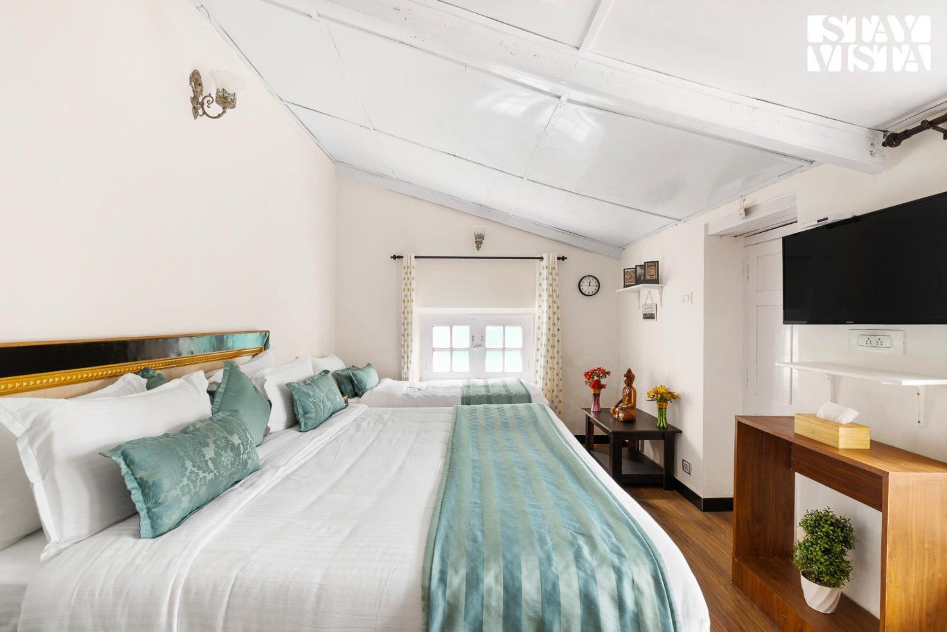 Stayvista At The Alcove With Breakfast & Bbq Grill Ooty Exterior photo
