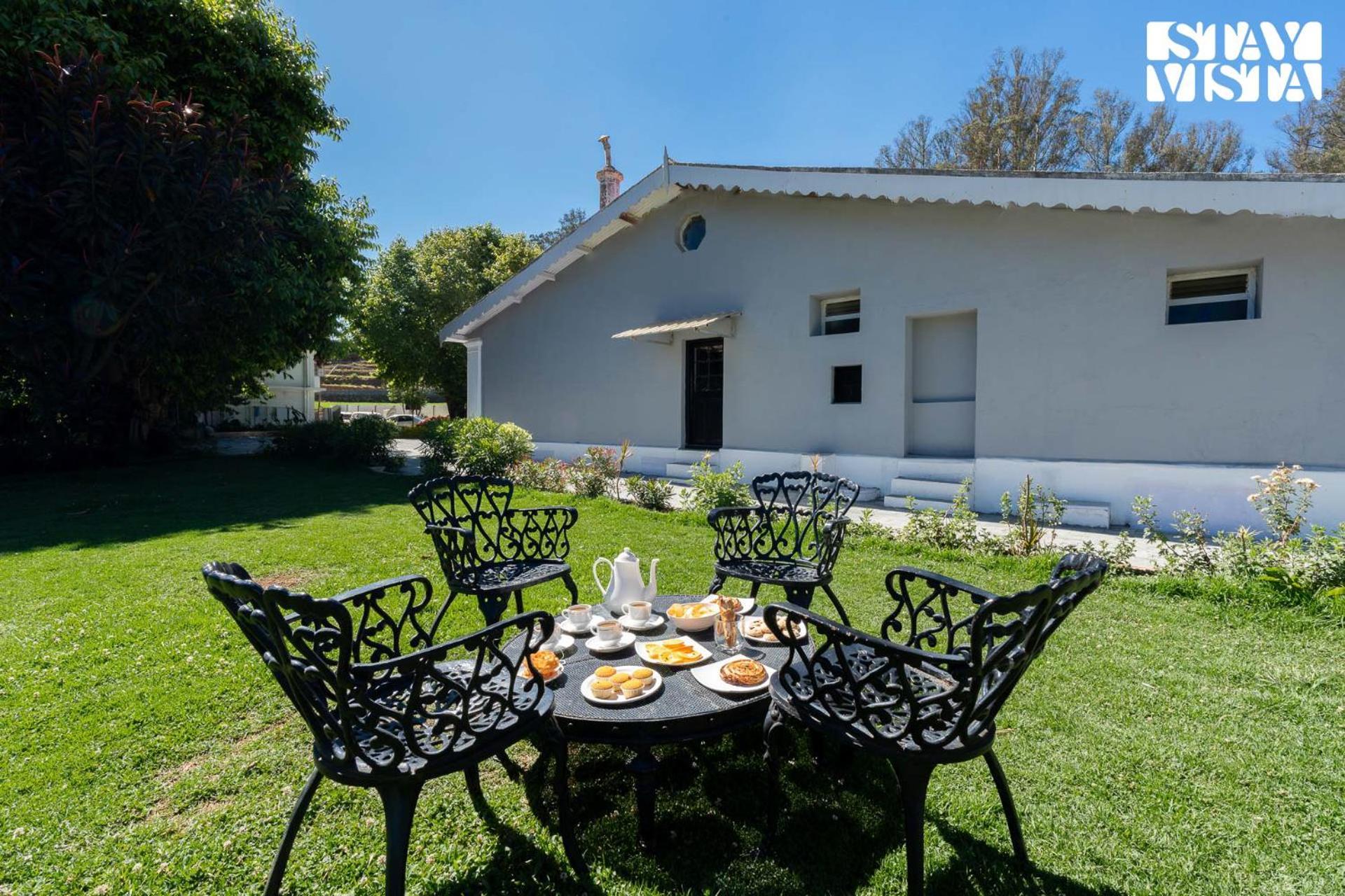 Stayvista At The Alcove With Breakfast & Bbq Grill Ooty Exterior photo